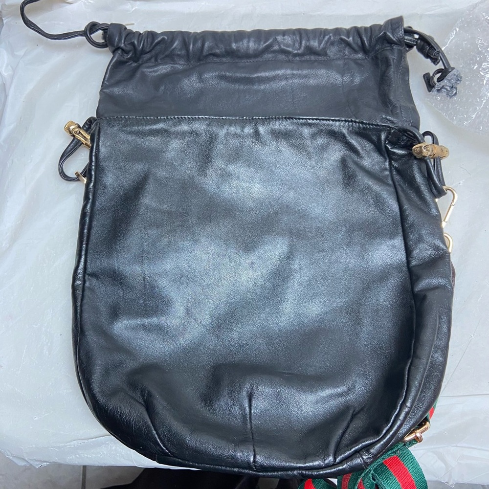 Vintage Gucci Italy Black Leather Drawstring Pouch w/Sherry Line Crossbody Strap - Picture 9 of 12